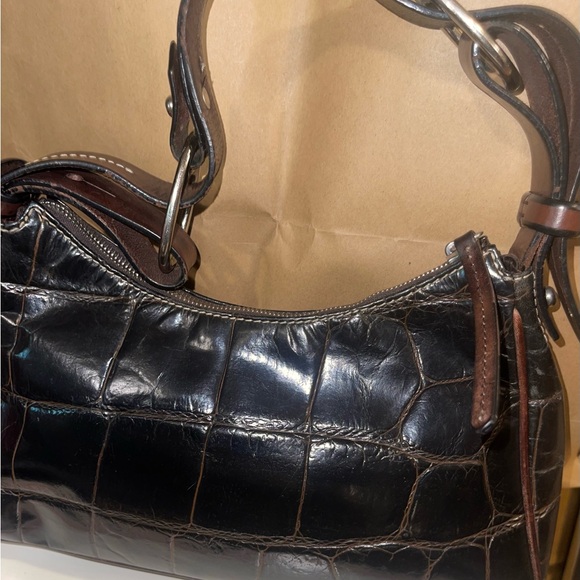 Dooney & Bourke Black Croc-Embossed Leather Bag. EUC - Picture 6 of 6